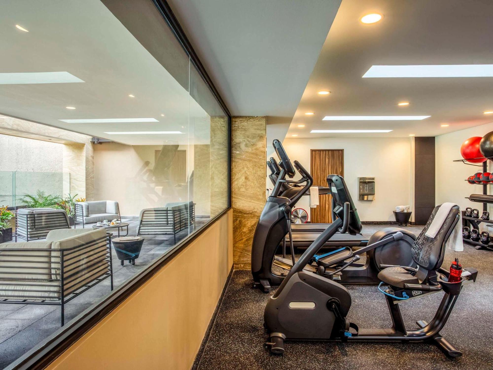 Novotel Mexico City Centro Historico エクステリア 写真